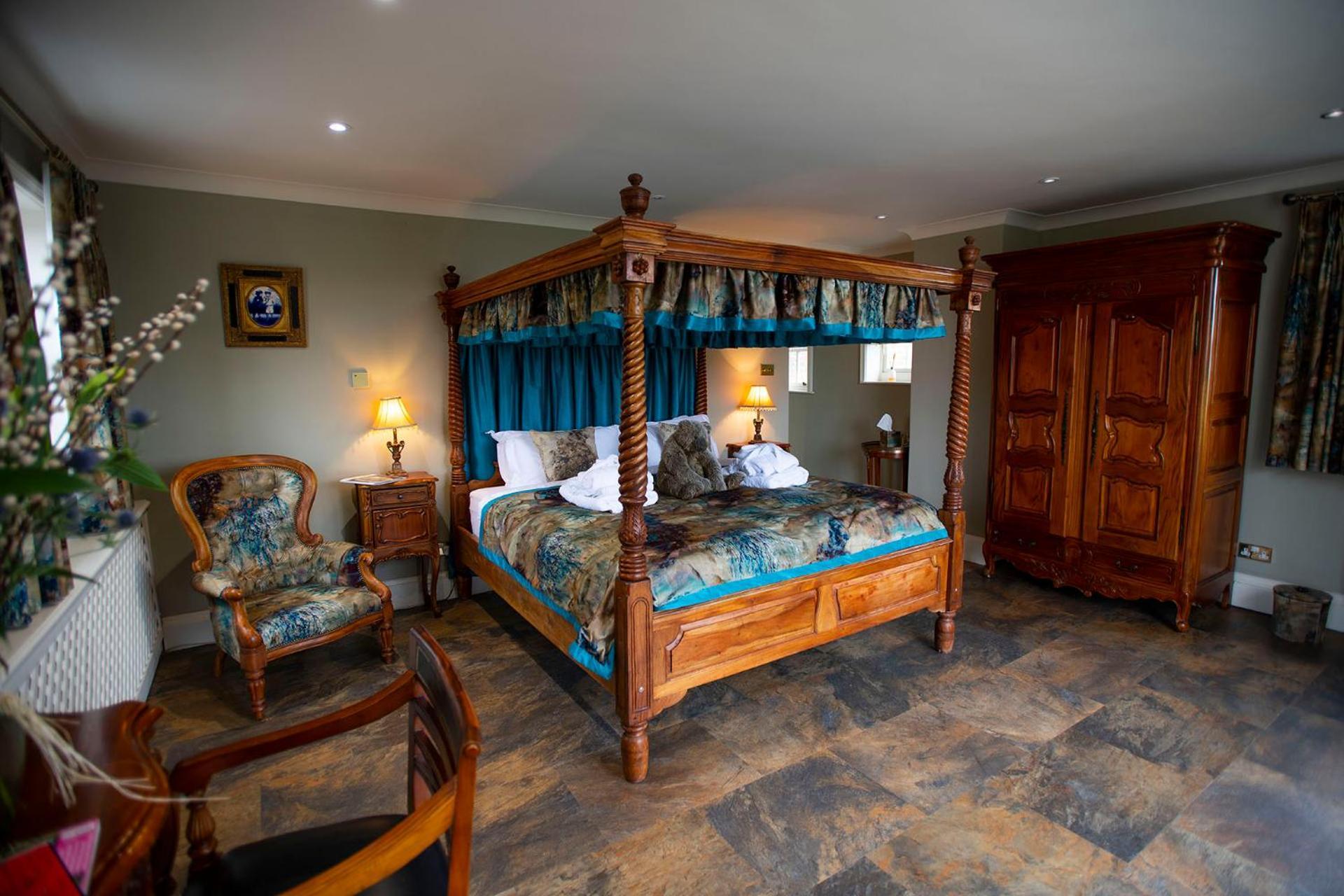 Burtree Country House, Tipi'S, Treehouse & Lodge & House Rooms With Hot Tubs In A Private Garden Thirsk Exterior foto